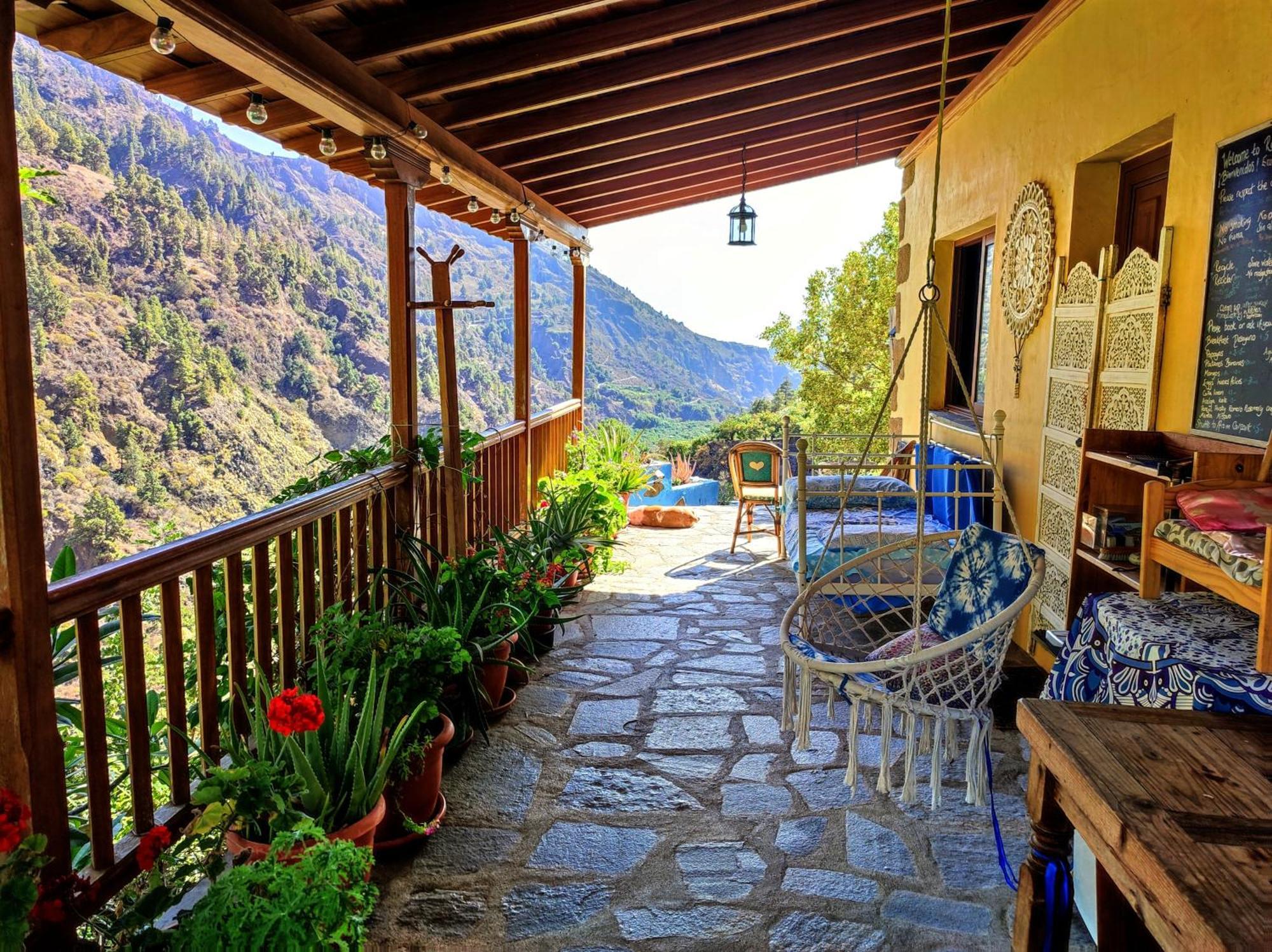 The Cradle Of The Moon, Rivendell Hotell El Paso Exteriör bild